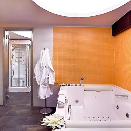 Hotel Abalon 4*